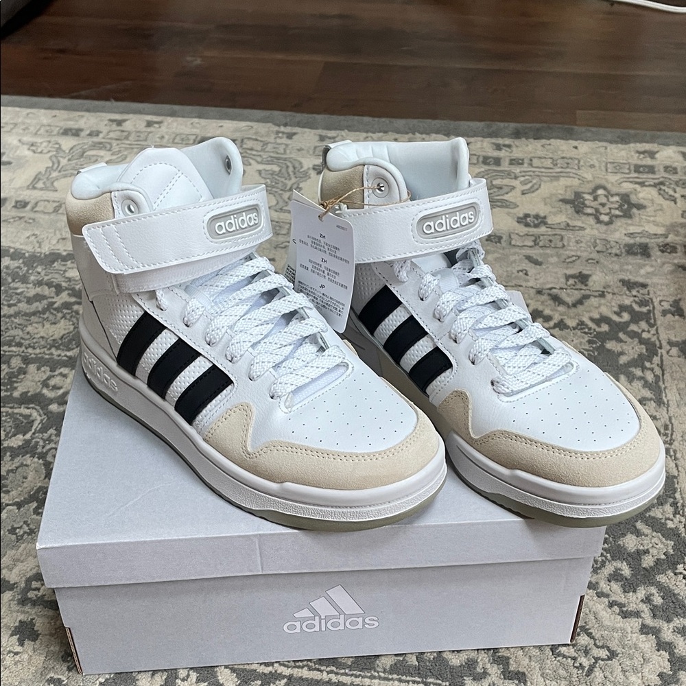 Adidas women’s Postmove Mid basketball shoes. Size 6.5. New with tags.